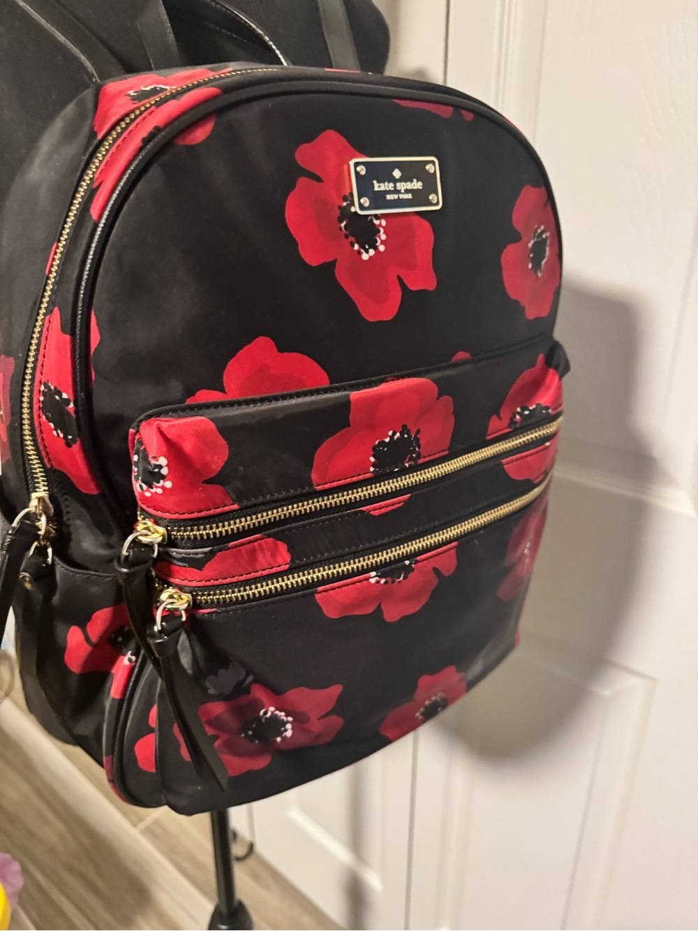 kate spade Wilson poppy Backpack with Red Floral Print - Picture 3 of 12